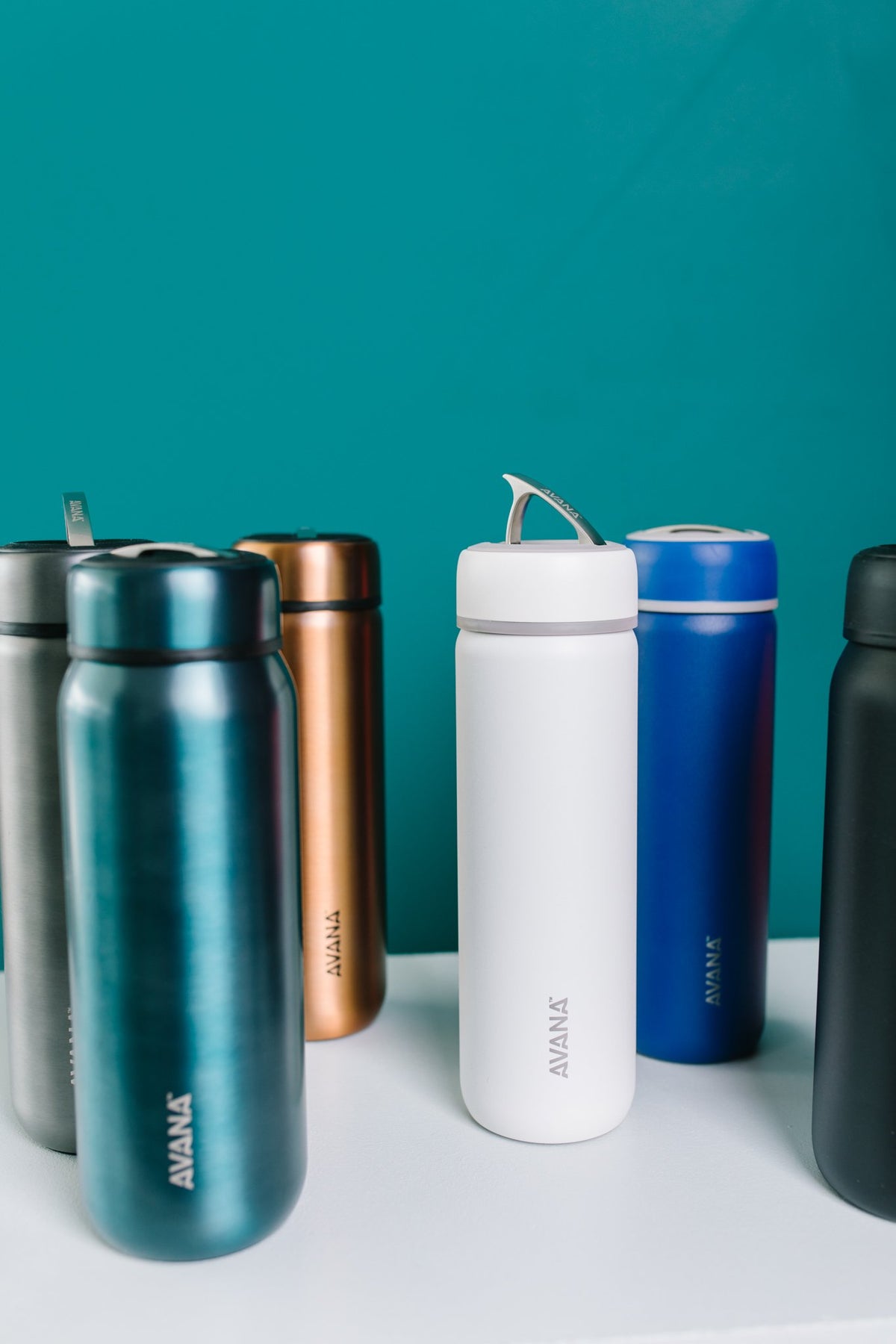 Avana Water Bottle with Built-In Straw Review